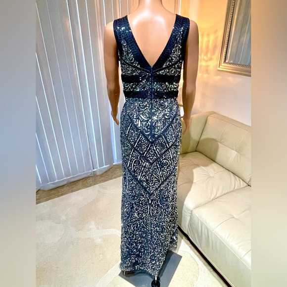 AIDAN MATTOX SILVER BEADED GOWN SZ 2💎💎💎 - Picture 6 of 10
